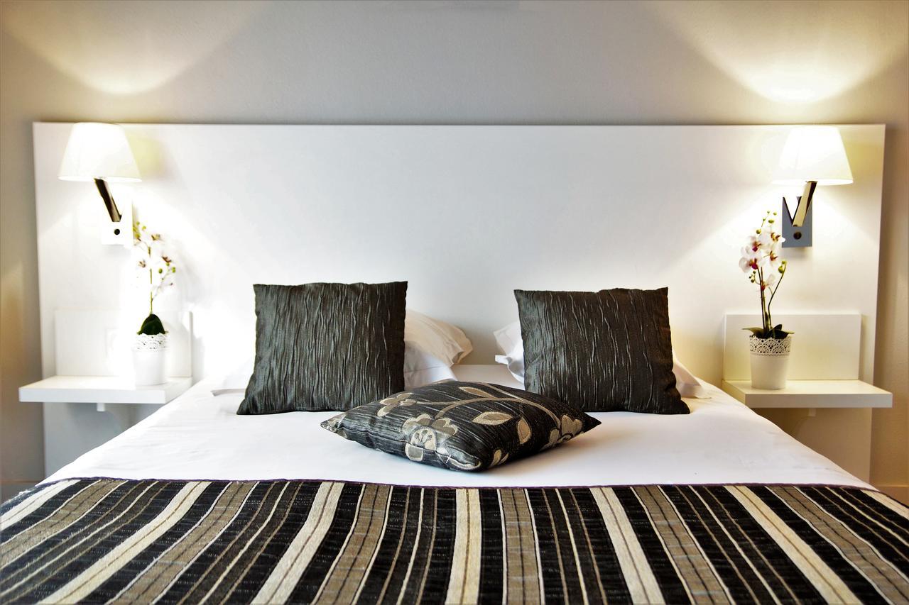 Domaine De Sainte-Croix Hotel ภายนอก รูปภาพ