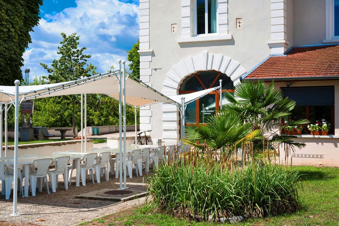 Domaine De Sainte-Croix Hotel ภายนอก รูปภาพ